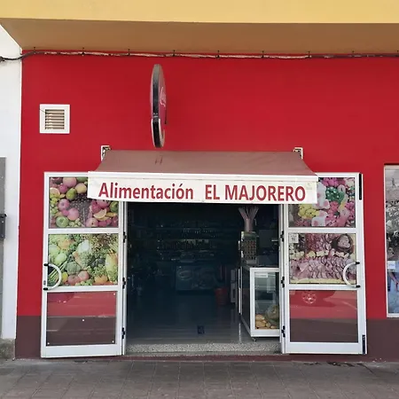 Ocean View 2 Bedrooms Flat - Air Conditioning & Free Parking & Wi-fi Apartment