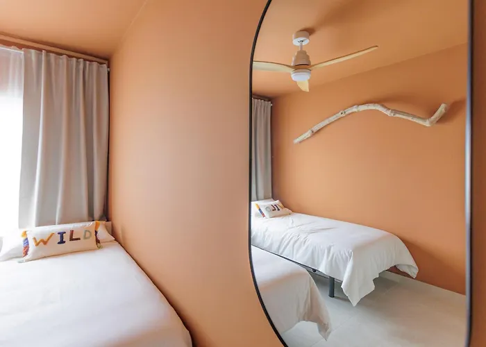 Ocean View 2 Bedrooms Flat - Air Conditioning & Free Parking & Wi-fi * Пуэрто-дель-Росарио