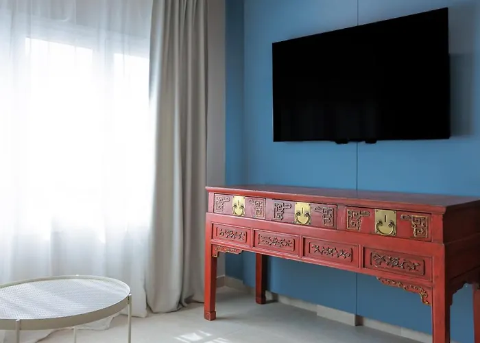 Апартаменты Ocean View 2 Bedrooms Flat - Air Conditioning & Free Parking & Wi-fi *