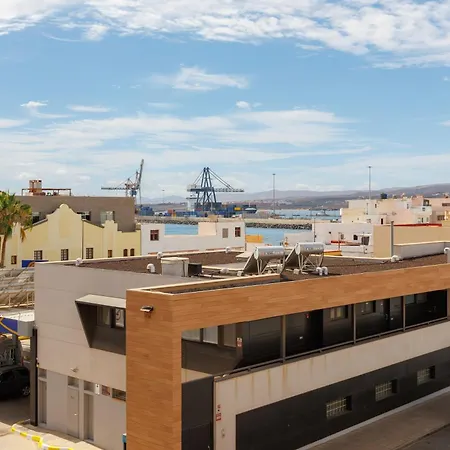 Ocean View 2 Bedrooms Flat - Air Conditioning & Free Parking & Wi-fi * Puerto del Rosario (Fuerteventura)